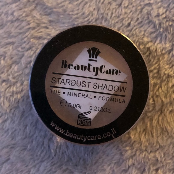 Make up/ eyeshadow/face powder/ eyeliner/ brush/ contouring/ eye palettes - Picture 14 of 16